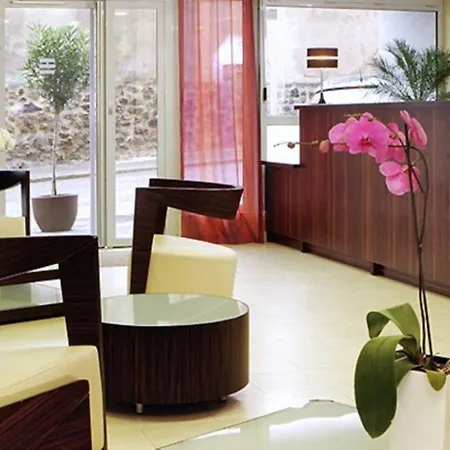 Adagio Access Saint Charles Apart-hotel 3*