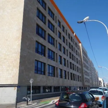 Adagio Access Saint Charles Apart Otel